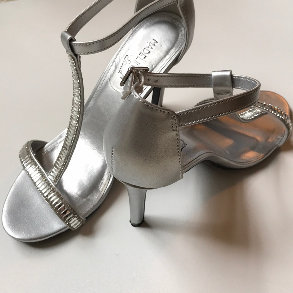 Silver Rhinestone Strappy Heels🌺HP🌺 - Picture 3 of 8